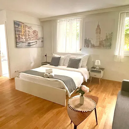 5 Minutes A Pied De La Gare Apartman