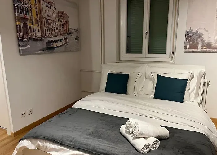 5 Minutes A Pied De La Gare Apartman