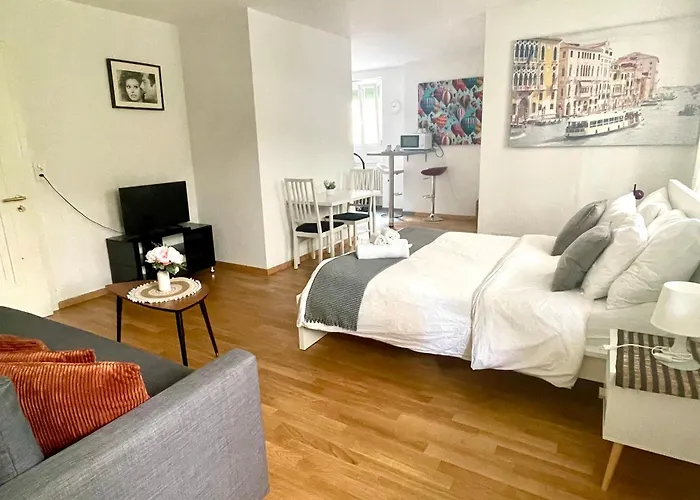 5 Minutes A Pied De La Gare Apartman *